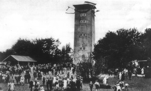 Einweihung Volkmarsbergturm (19388 Byte)